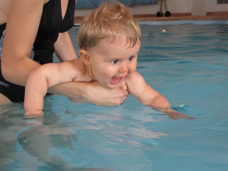 Centre d'apprentissage de l'eau anti noyade pour bébé dans les Bouches du Rhône